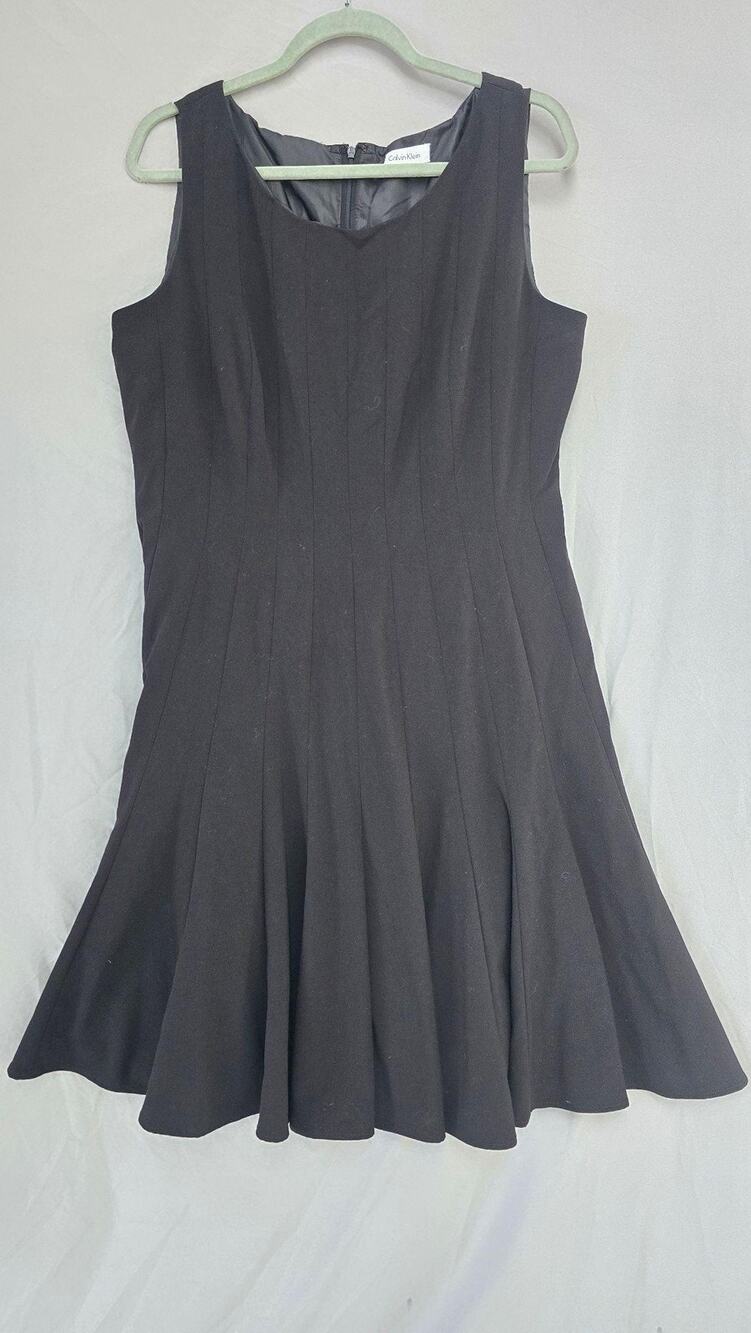 Calvin Klein Dress Womens Medium Black Sleeveless Scoop Pleated Fit & Flare